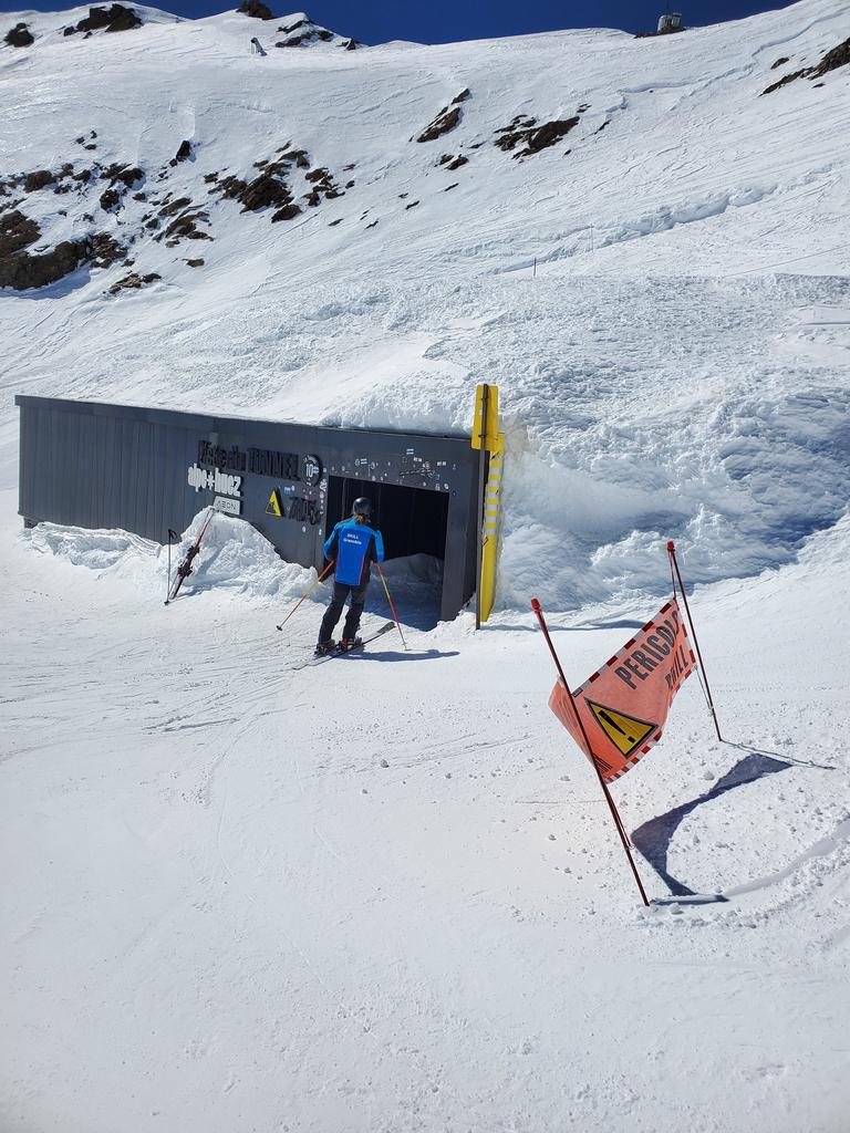 Entrée dans le tunnel