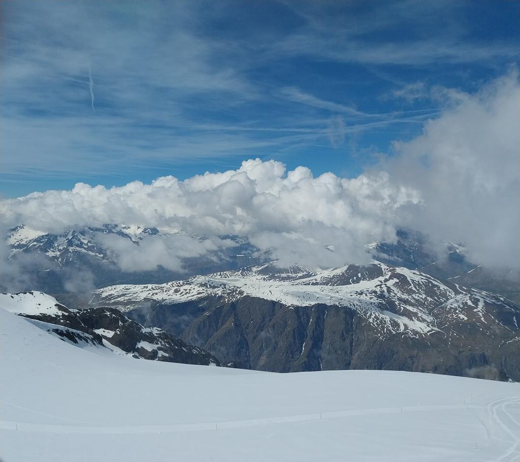 15h05m50-SM-A236B