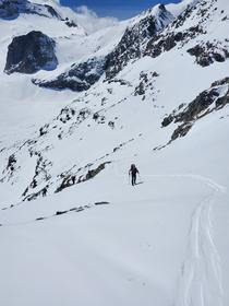 Slalom entre les barres