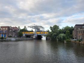 Pont-levis pour train