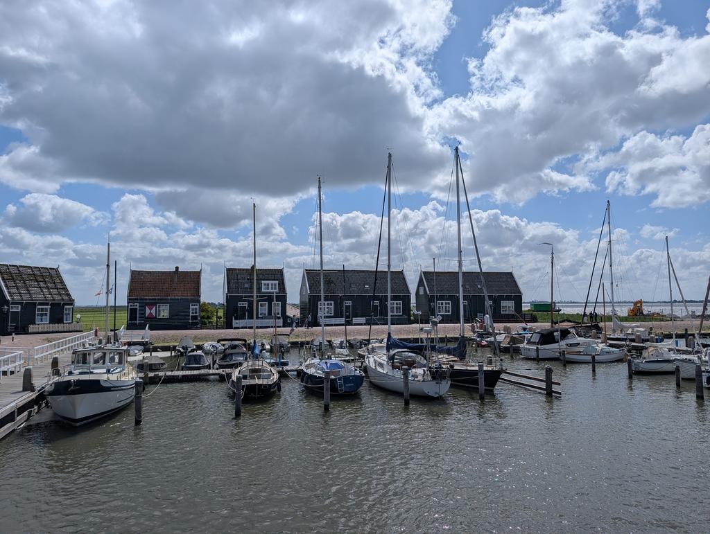 En quittant le port