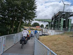 Kadoelerbrug en travaux sur le Vollenhover Kanaal