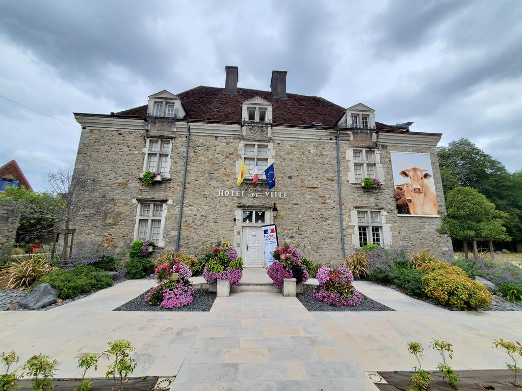 Mairie de Sauveterre-de-Béarn