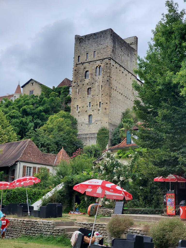La tour Monréal