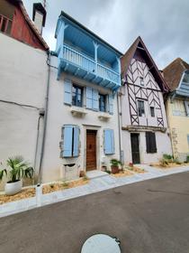 Salies-de-Béarn: coulédé d'époque