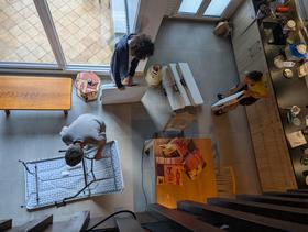 On déplie les tables